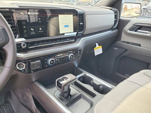 New 2026 GMC Sierra 1500 SLT w/ SLT Premium Plus Package image 18