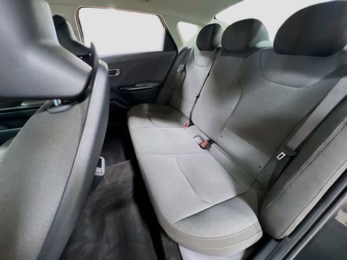 Certified 2025 Kia K4 LX image 24