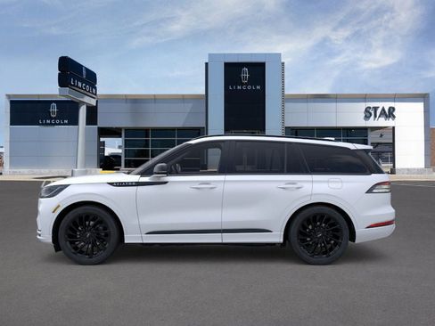 New 2026 Lincoln Aviator Reserve AWD/4WD image 3