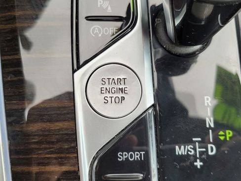 Used 2020 BMW X5 xDrive40i w/ Premium Package image 24