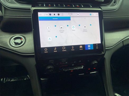 Used 2024 Jeep Grand Cherokee L Limited w/ Luxury Tech Group II image 66