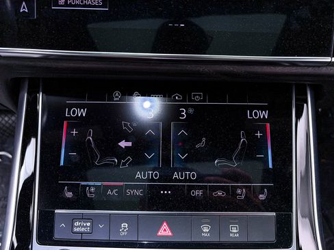 Used 2021 Audi Q8 Premium Plus w/ Premium Plus Package AWD/4WD image 25