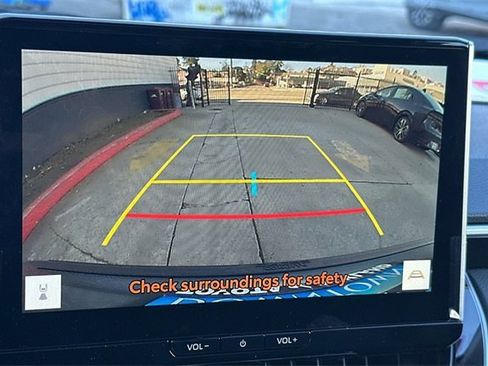 Used 2026 Toyota Corolla Cross XLE image 18