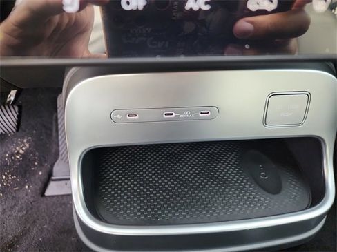 New 2026 Hyundai Ioniq 9 SEL image 21