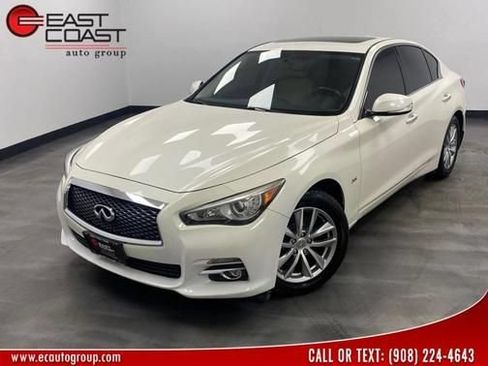 Used 2017 INFINITI Q50 Premium w/ 2.0T Premium Plus Package AWD/4WD image 1