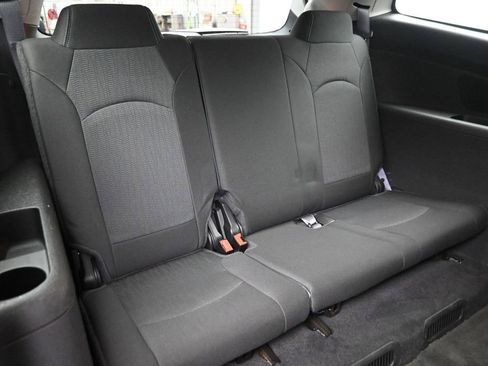Used 2015 Chevrolet Traverse LT FWD image 9