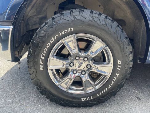 Used 2015 Ford F150 Lariat w/ Equipment Group 502A Luxury AWD/4WD image 14