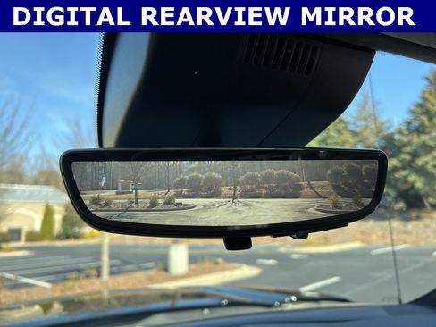 Used 2022 GMC Sierra 1500 AT4X image 16