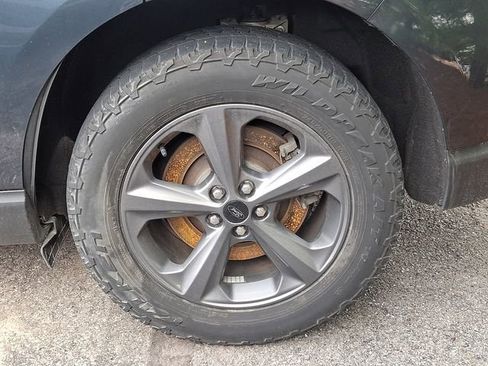 Used 2022 Ford Edge SEL w/ Sport Appearance Package image 5