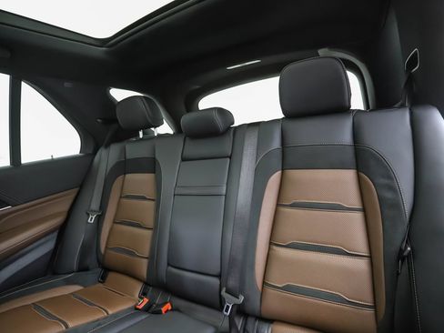 Used 2024 Mercedes-Benz GLE 53 AMG 4MATIC image 23
