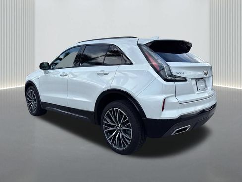 Certified 2024 Cadillac XT4 Sport FWD image 7