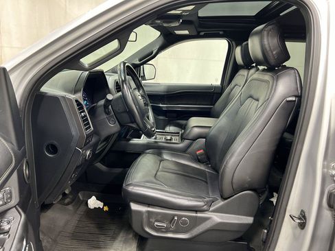 Used 2018 Ford Expedition Max Limited w/ Equipment Group 302A AWD/4WD image 6