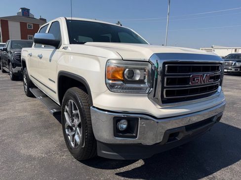 Used 2015 GMC Sierra 1500 SLT w/ SLT Crew Cab Value Package AWD/4WD image 4