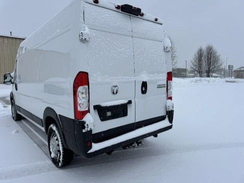 Used 2023 RAM ProMaster 2500 image 4