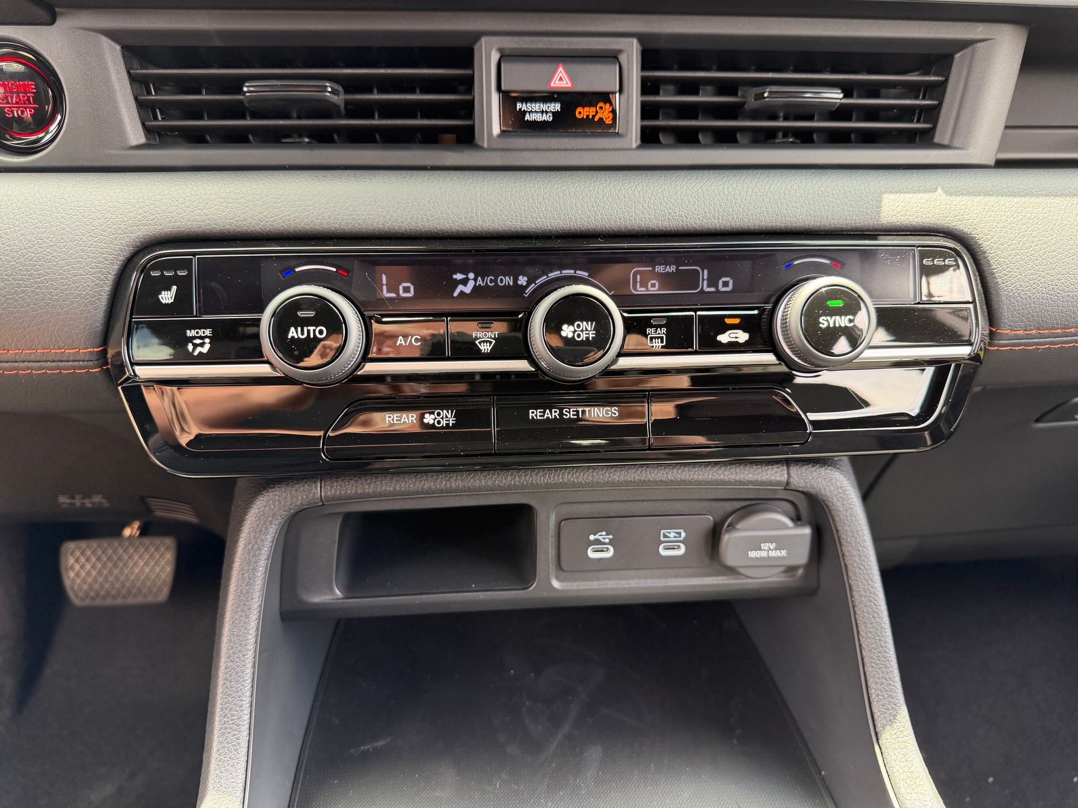 New 2026 Honda Pilot Sport image 17