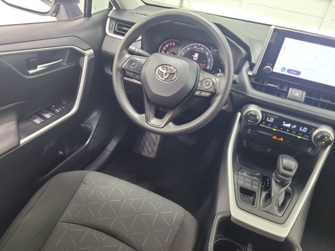 Certified 2025 Toyota RAV4 XLE AWD/4WD image 15
