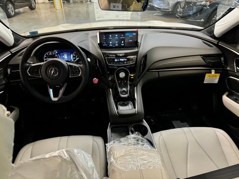 New 2026 Acura RDX SH-AWD image 18