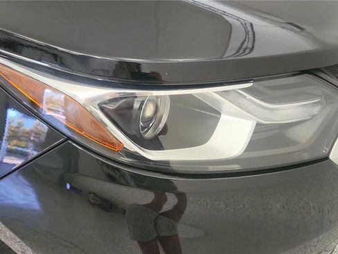 Used 2020 Chevrolet Equinox LT AWD/4WD image 14