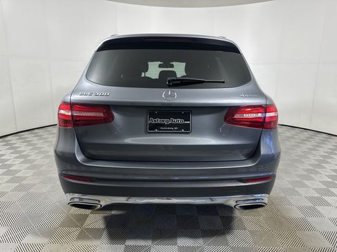 Used 2017 Mercedes-Benz GLC 300 4MATIC image 6