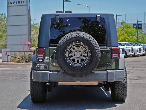 Used 2009 Jeep Wrangler Unlimited X AWD/4WD image 11