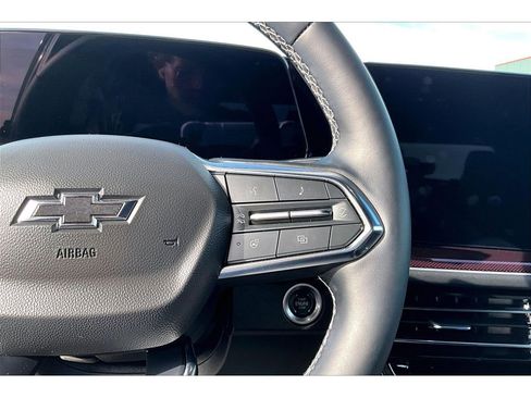 Used 2024 Chevrolet Traverse Z71 w/ LPO, Floor Liner Package image 12