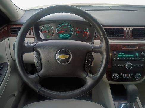 Used 2011 Chevrolet Impala LT w/ Luxury Edition Package image 20