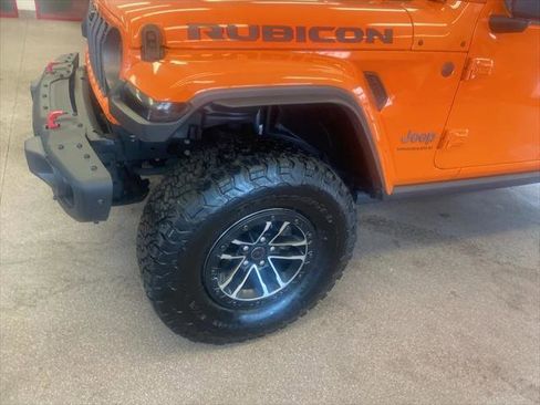 Certified 2025 Jeep Wrangler Unlimited Rubicon image 4