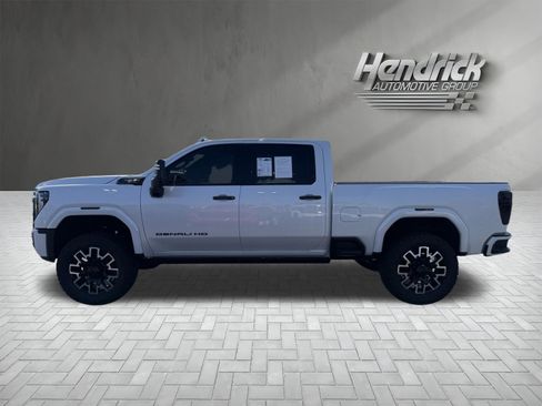 Used 2025 GMC Sierra 2500 Denali Ultimate AWD/4WD image 7