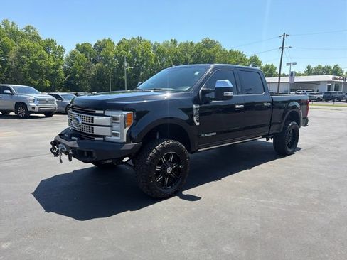 Used 2019 Ford F250 Platinum w/ Platinum Ultimate Package AWD/4WD image 1
