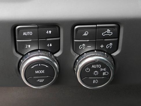 Used 2024 GMC Sierra 1500 Denali w/ Technology Package image 37