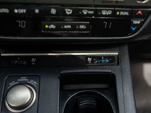 Used 2015 Lexus ES 350 w/ Premium Package image 34