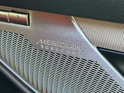 Used 2025 Jaguar F-PACE R-Dynamic S image 20