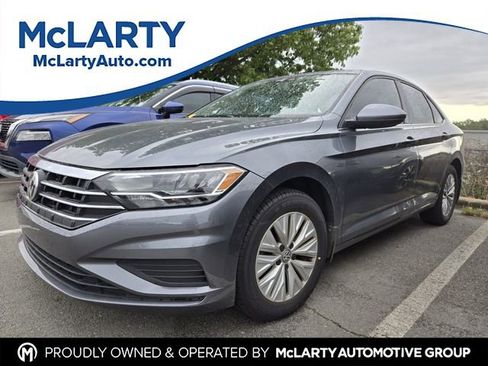 Used 2020 Volkswagen Jetta S image 1