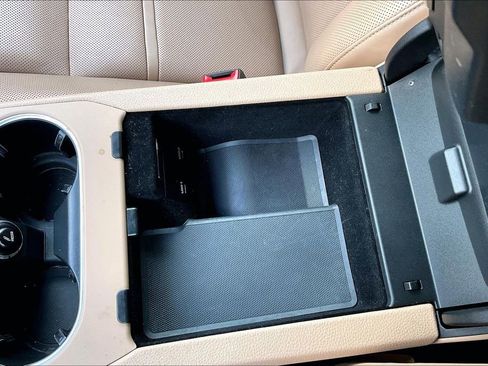 Used 2021 Porsche Cayenne Coupe image 25