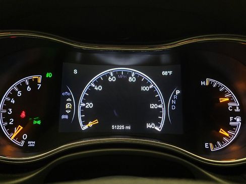 Used 2018 Jeep Grand Cherokee Limited RWD image 23
