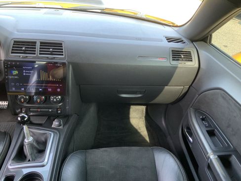 Used 2010 Dodge Challenger SRT8 w/ SRT Option Group II RWD image 43