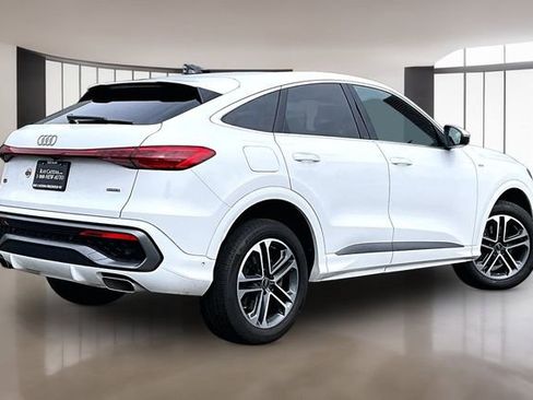 Used 2025 Audi Q5 2.0T Premium Plus w/ Premium Plus image 5