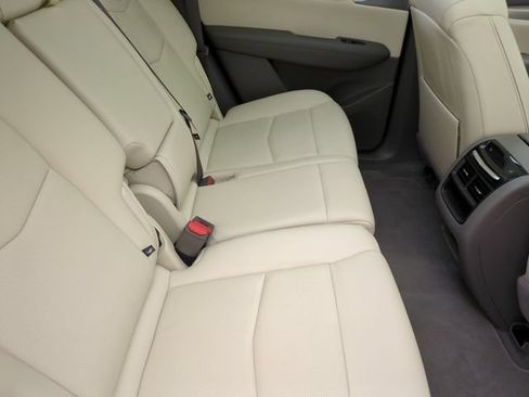 Certified 2024 Cadillac XT5 Premium Luxury w/ Technology Package AWD/4WD image 26