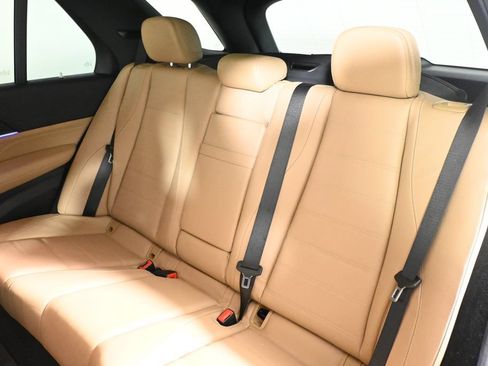 Certified 2024 Mercedes-Benz GLE 350 4MATIC image 4