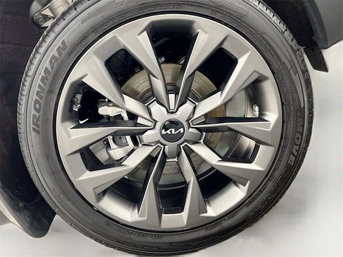 Used 2023 Kia Sorento X-Line EX image 31