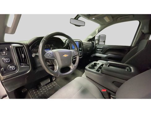 Used 2016 Chevrolet Silverado 3500 LT w/ LT Convenience Package image 11