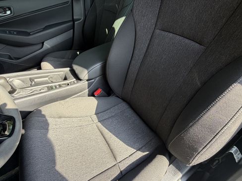Used 2025 Honda Accord SE image 16