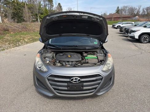 Used 2016 Hyundai Elantra GT image 3