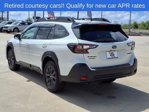 Certified 2025 Subaru Outback Onyx Edition AWD/4WD image 2