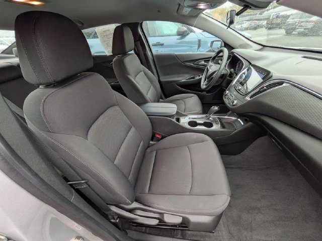 Used 2019 Chevrolet Malibu LT w/ Driver Confidence Package FWD image 19