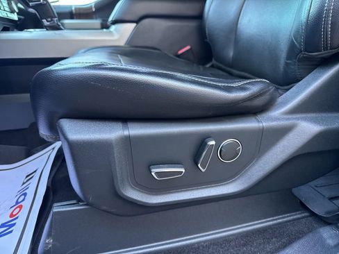 Used 2016 Ford F150 Lariat w/ Equipment Group 502A Luxury AWD/4WD image 16