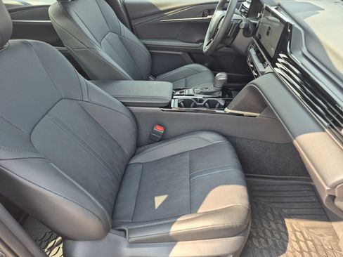 Used 2026 Toyota Camry XSE FWD image 23