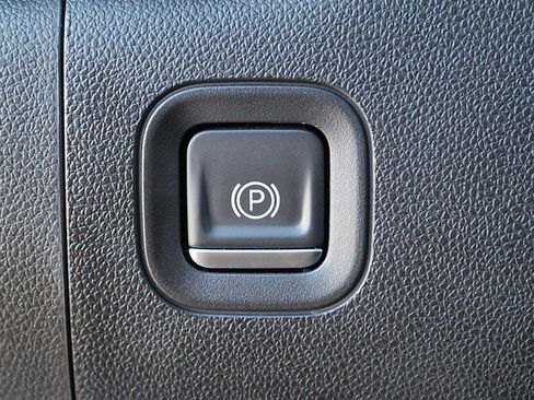 Used 2023 GMC Sierra 3500 Denali w/ Denali Ultimate Package image 30