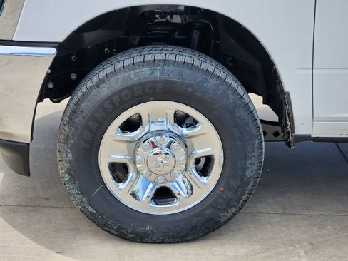 New 2026 RAM 2500 Tradesman w/ Chrome Appearance Group AWD/4WD image 11