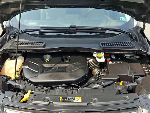Used 2016 Ford Escape SE w/ Equipment Group 201A AWD/4WD image 27